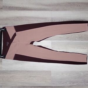 🛍Athleta Womens S Chroma 7/8 Tight Burgundy Pink Color Block Leggings Active‎
